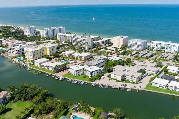 1930 Gulf Shore BLVD N #D101,  Naples,  FL 34102