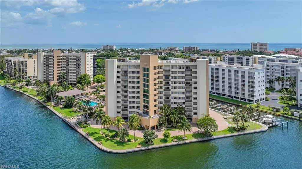 4265 Bay Beach LN #325, Fort Myers Beach, FL 33931