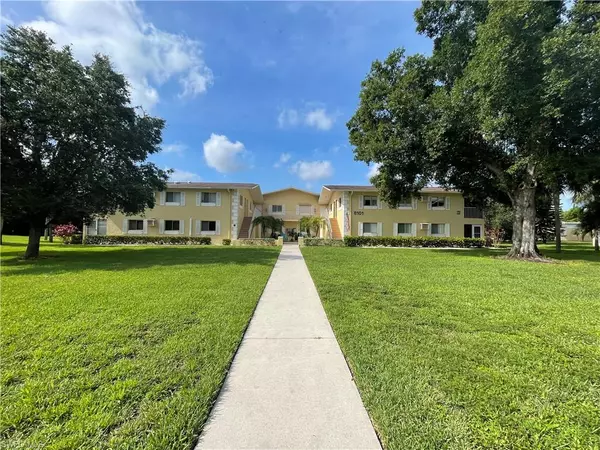 8101 Country RD #101, Fort Myers, FL 33919