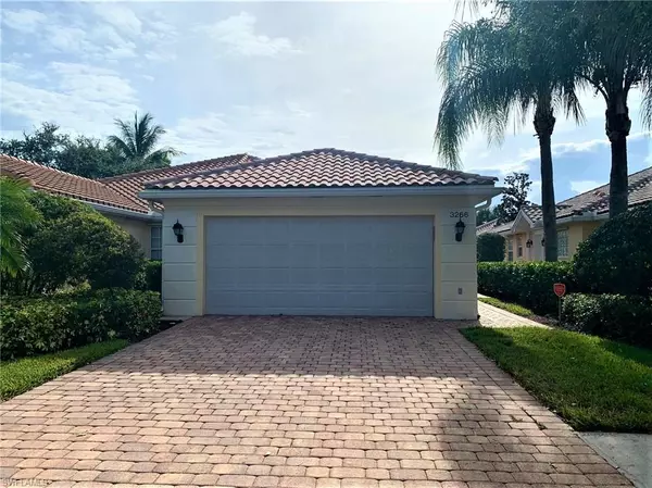 3266 Barbados LN, Naples, FL 34119