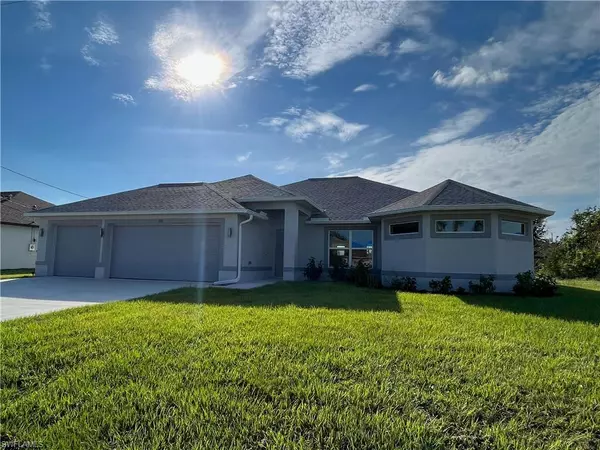 818 SW 11th PL, Cape Coral, FL 33991