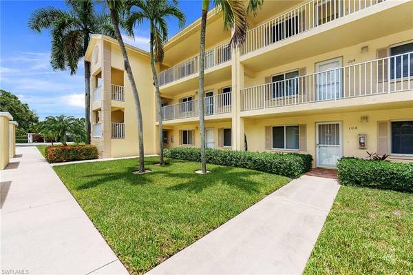 20121 Ian CT #203, Estero, FL 33928