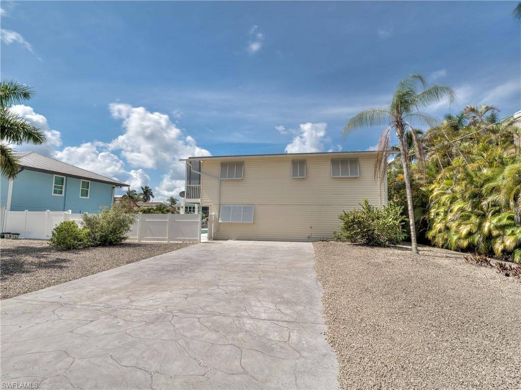 Fort Myers Beach, FL 33931,5560 Avenida Pescadora