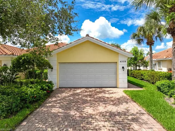 4209 Saint George LN, Naples, FL 34119