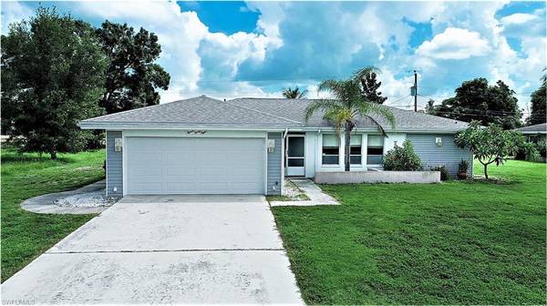 1538 Canal ST, Lehigh Acres, FL 33936