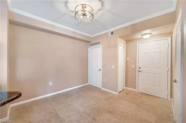 Naples, FL 34105,12980 Positano CIR #305