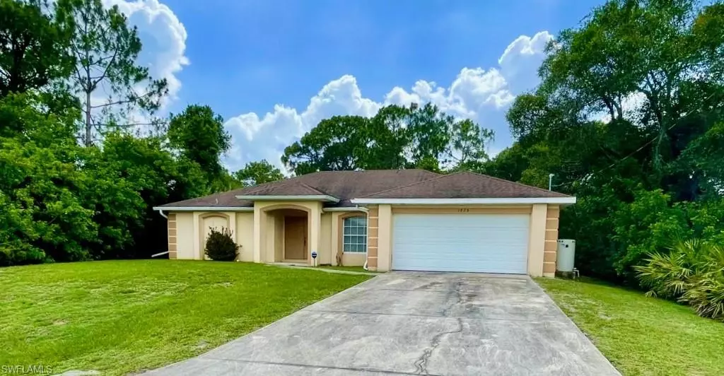 1825 Tomaso AVE, Lehigh Acres, FL 33972