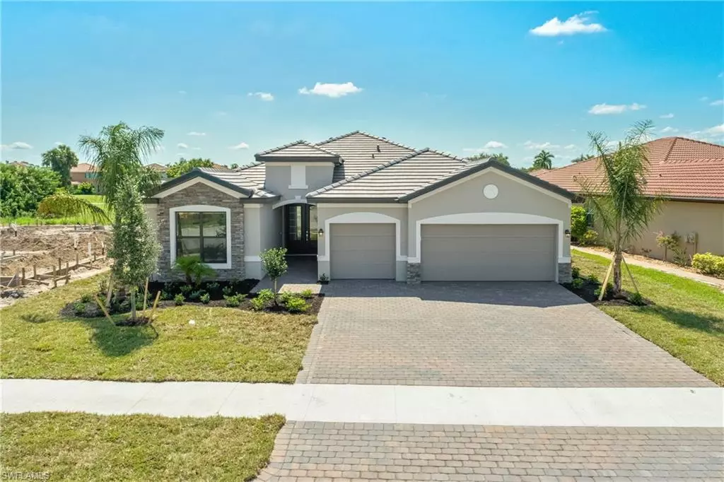 Naples, FL 34120,1396 Birdie DR