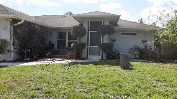 914 Avery ST E, Lehigh Acres, FL 33974