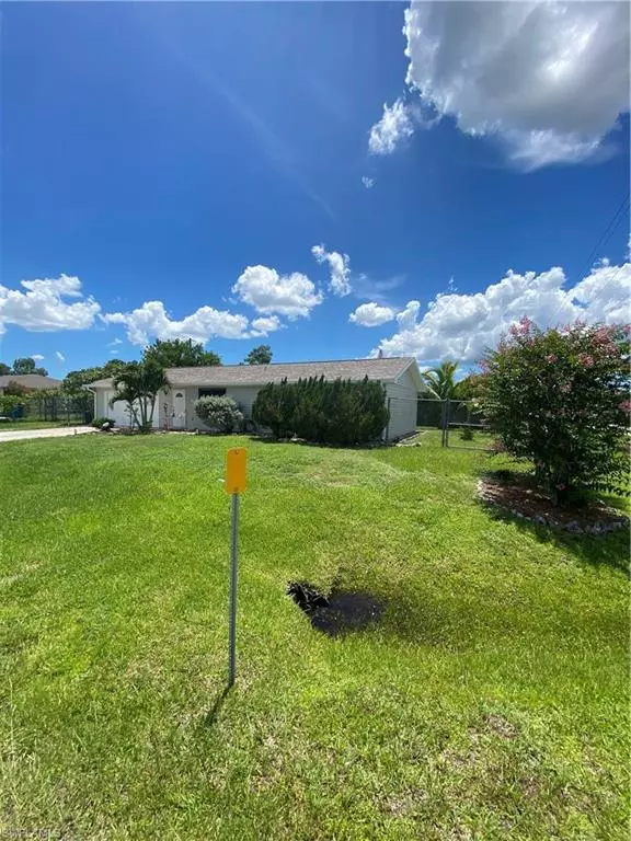 Fort Myers, FL 33967,19166 Murcott DR W