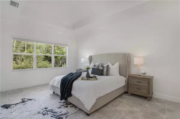 Bonita Springs, FL 34135,28590 Twain DR