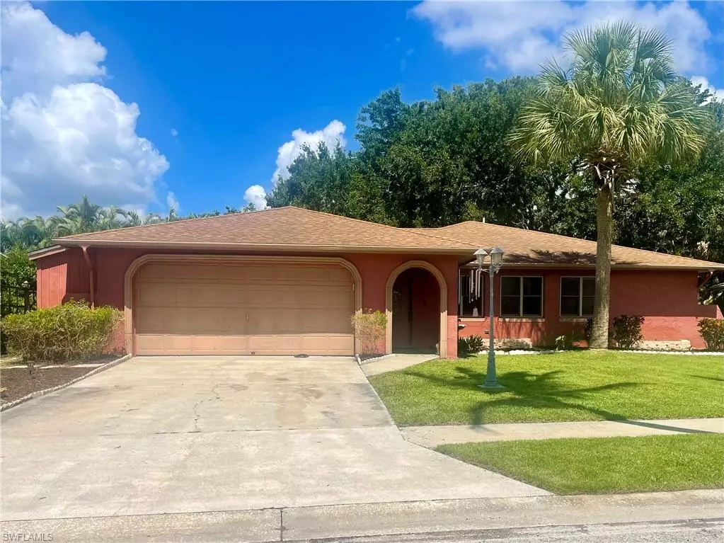 Fort Myers, FL 33919,6436 Adelphi CIR