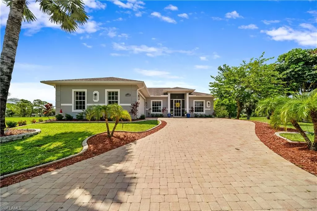 North Fort Myers, FL 33917,15360 Sam Snead LN