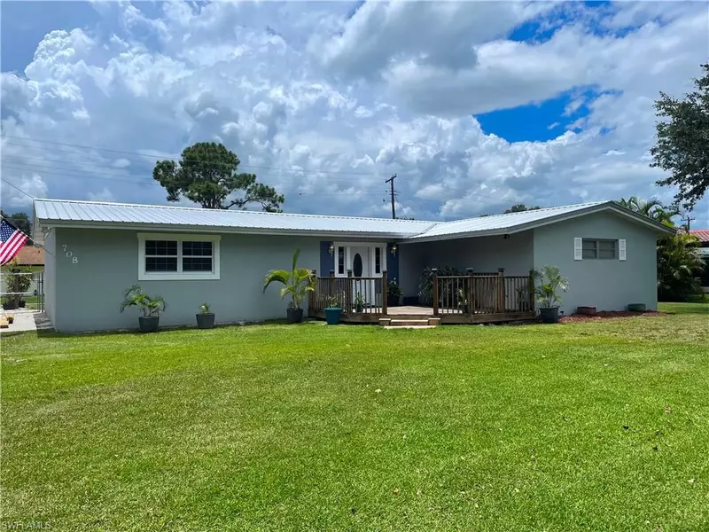 708 E Del Monte AVE, Clewiston, FL 33440