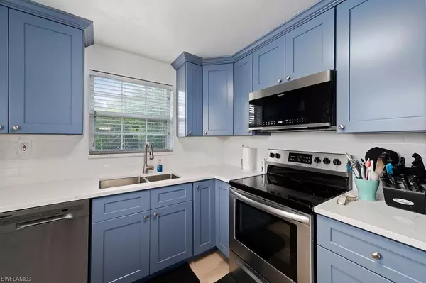 Fort Myers Beach, FL 33931,103 Tropical Shore WAY