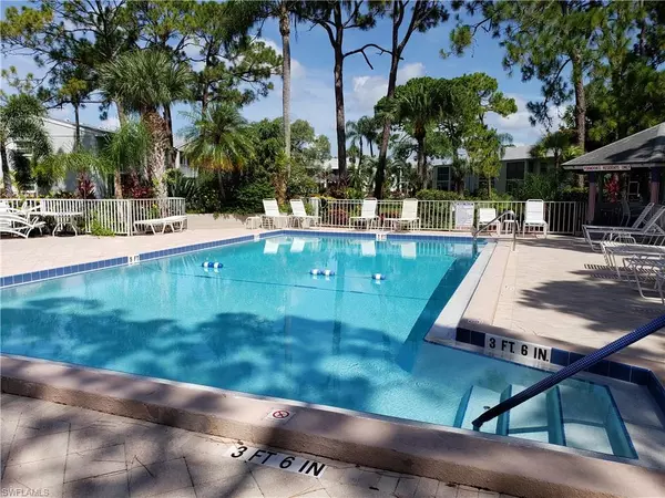 North Fort Myers, FL 33917,7098 Nantucket CIR #2