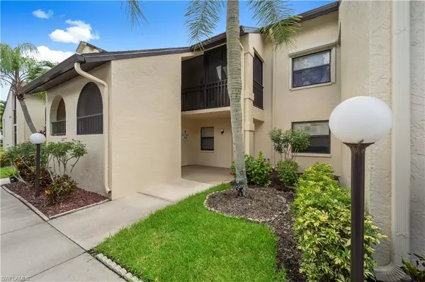 Fort Myers, FL 33919,8537 Charter Club CIR #8