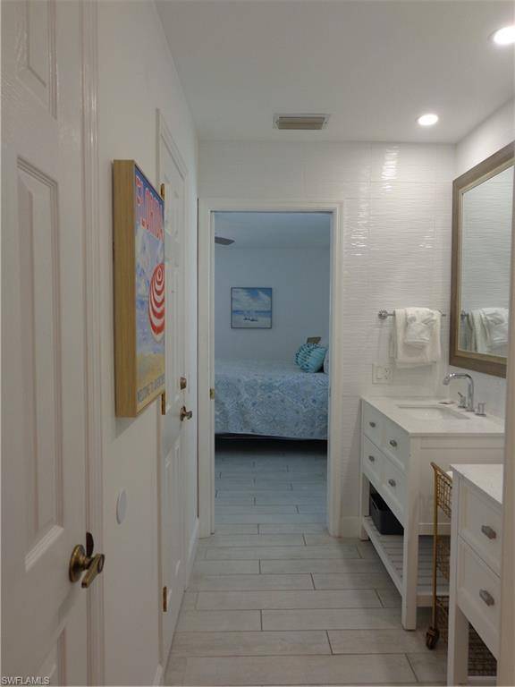 Fort Myers Beach, FL 33931,5537 Palmetto ST