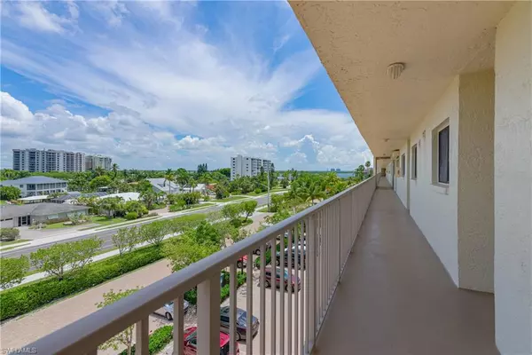 Fort Myers Beach, FL 33931,8350 Estero BLVD #433