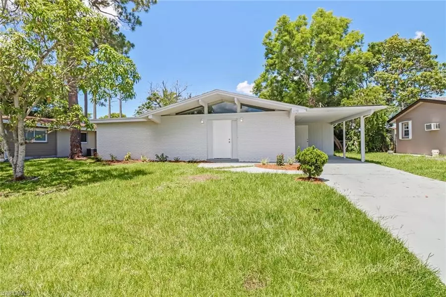 4670 West DR, Fort Myers, FL 33907