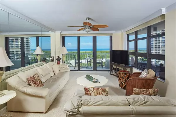 Marco Island, FL 34145,320 Seaview CT #2-703