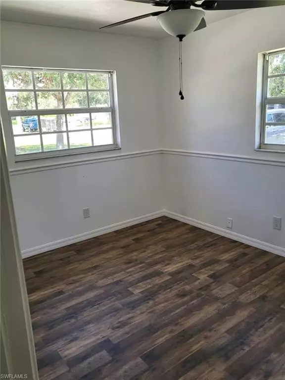 North Fort Myers, FL 33917,9330 Sedgefield RD