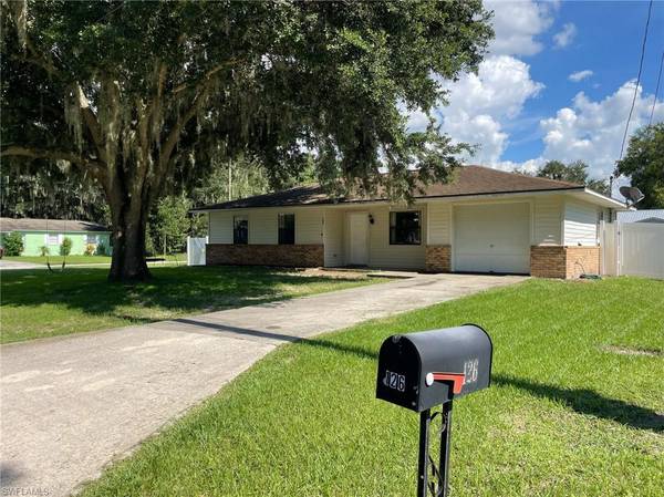 126 Albert ST NE, Fort Meade, FL 33841