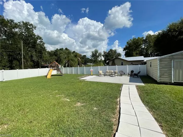 Fort Meade, FL 33841,126 Albert ST NE