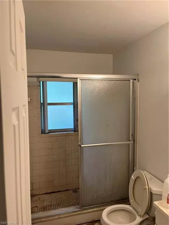 De Land, FL 32724,721 E Michigan AVE #C