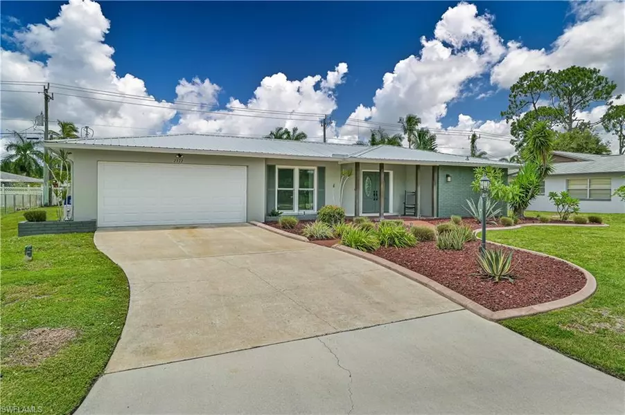 2372 Jasper AVE, Fort Myers, FL 33907