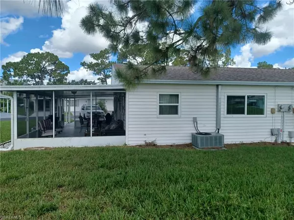 Lehigh Acres, FL 33936,40 Dawn Flower CIR