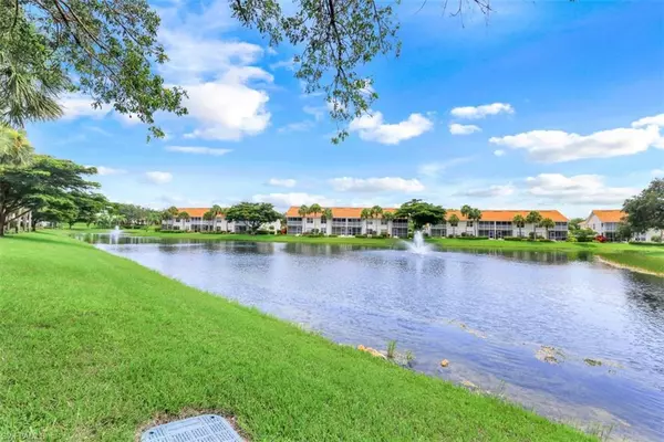 Naples, FL 34110,5100 Cedar Springs DR #201