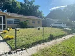 North Fort Myers, FL 33903,948 Jasmine ST