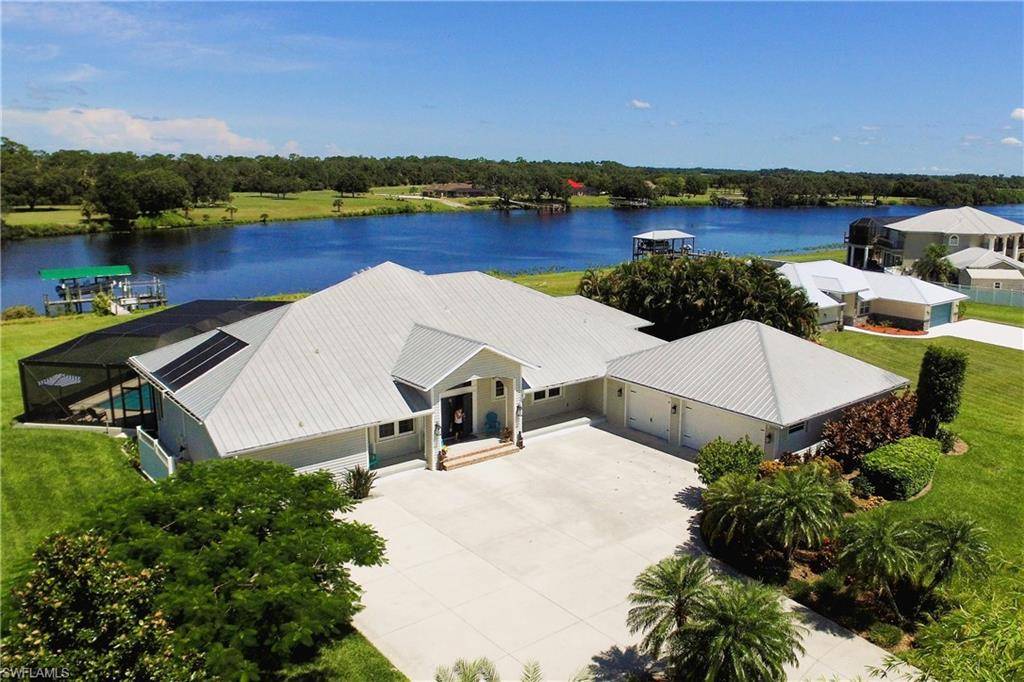 5284 River Blossom LN, Fort Denaud, FL 33935