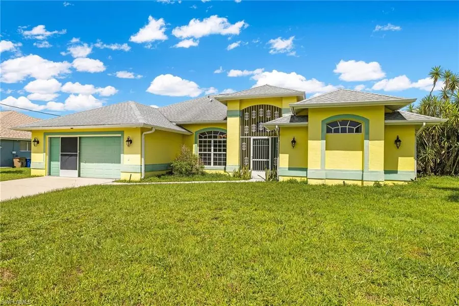 714 Hibiscus AVE, Lehigh Acres, FL 33972