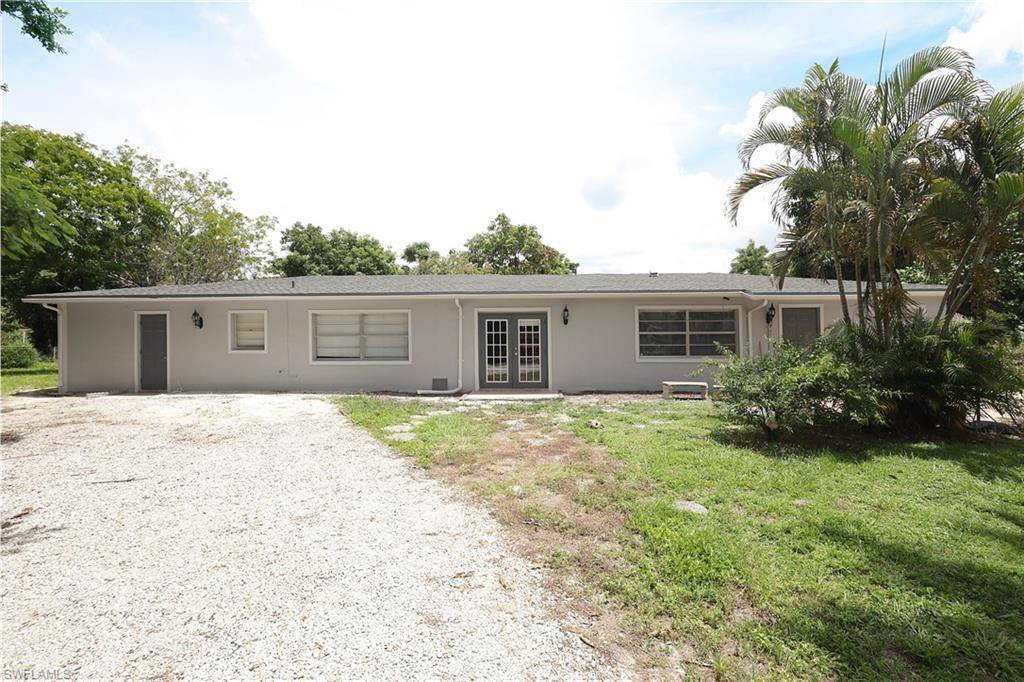2934 Randall CIR,  Naples,  FL 34104