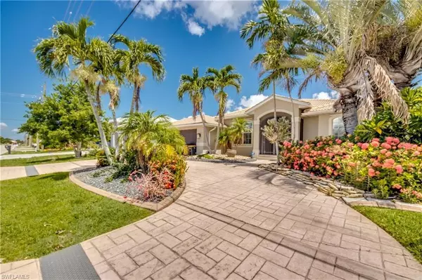 2030 Aqui Esta DR, Punta Gorda, FL 33950