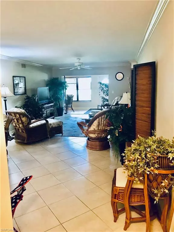 Cape Coral, FL 33991,2127 SW Pine LN #1