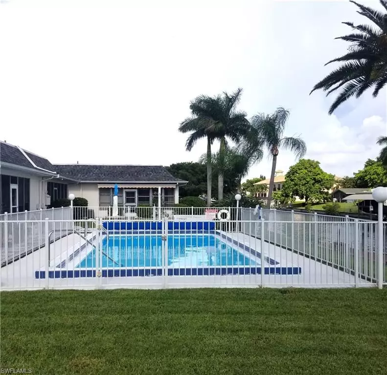 Cape Coral, FL 33904,1220 SE 40th ST #8