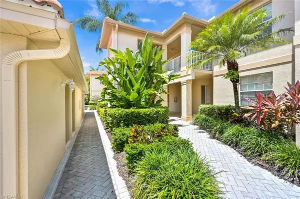 Naples, FL 34114,3965 Bishopwood CT E #204