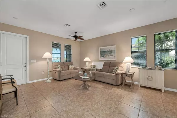 Naples, FL 34113,1415 Santiago CIR #1502