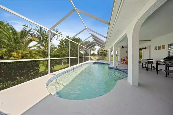 Punta Gorda, FL 33950,2030 Padre Island DR #A & B