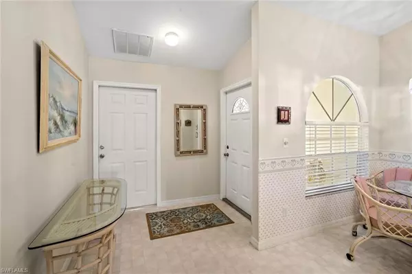 Naples, FL 34112,6214 Shadowood CIR #2002