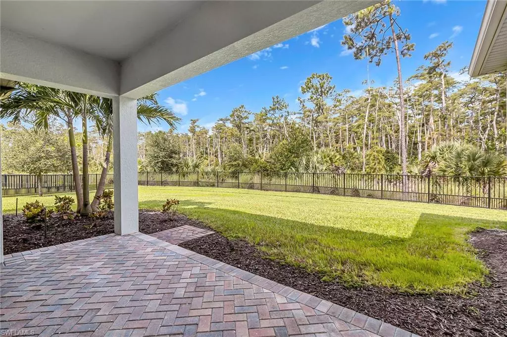 Naples, FL 34120,3668 Pilot CIR