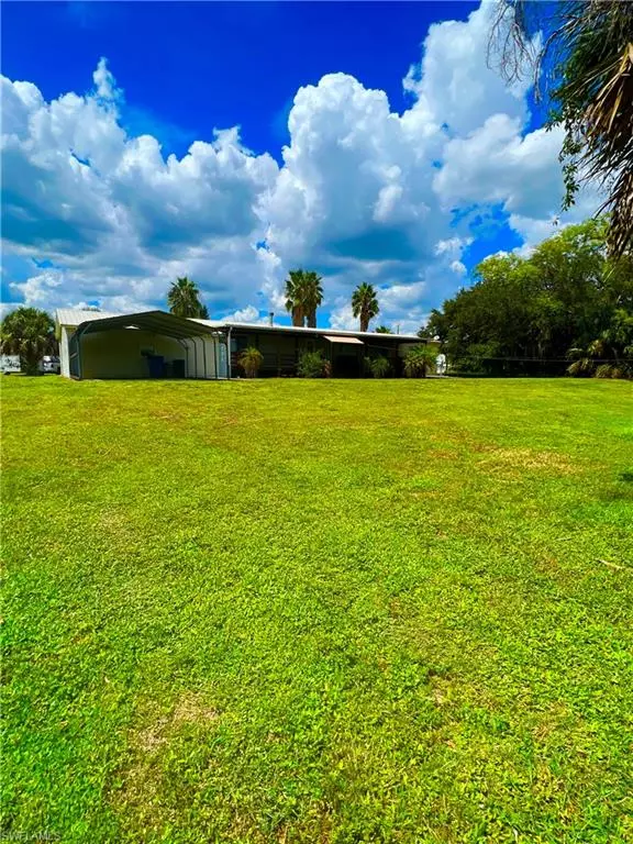 Moore Haven, FL 33471,1423 Riverview DR