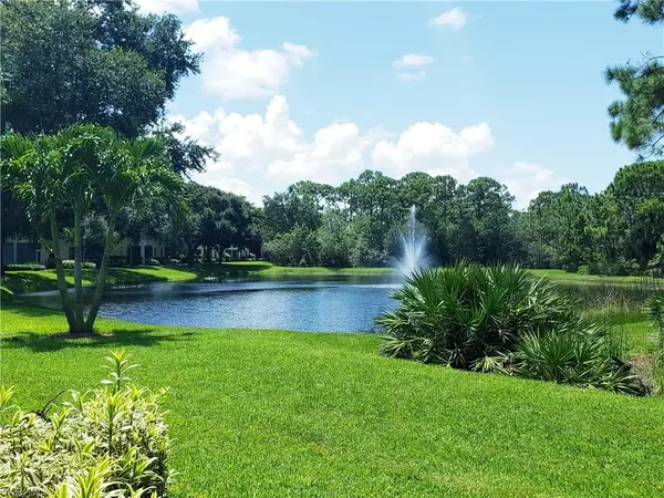 Naples, FL 34110,1035 Tarpon Cove DR #103