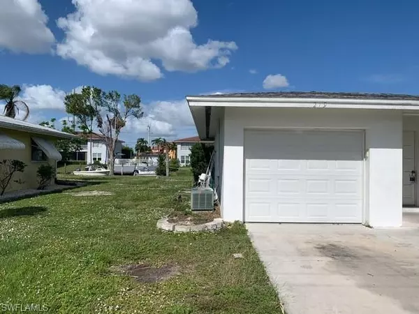 Cape Coral, FL 33904,219 Santa Monica CT