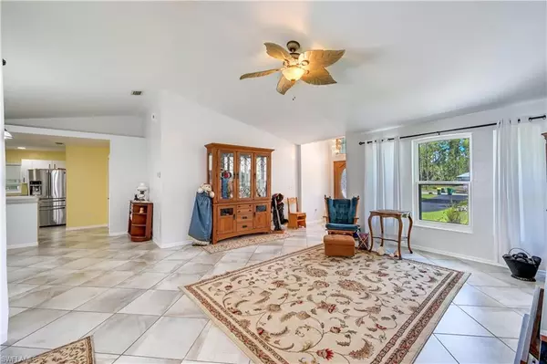 Naples, FL 34120,4030 2nd AVE NE