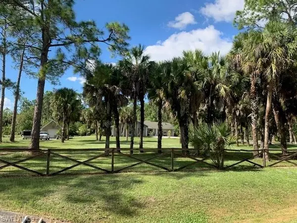 171 3RD ST SW, Naples, FL 34117