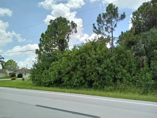 Lehigh Acres, FL 33971,1101 Alvin AVE